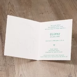 Belle - Lieflijk geboortekaartje op handgeschept papier met illustraties in relief