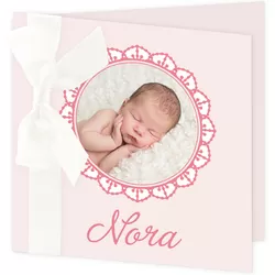 Geboortekaartje zacht roze met foto en strik