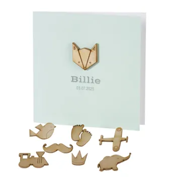 Mint geboortekaart met houten motiefje naar keuze
