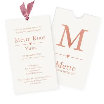 Hoesje met rose foliedruk voorletter meisje