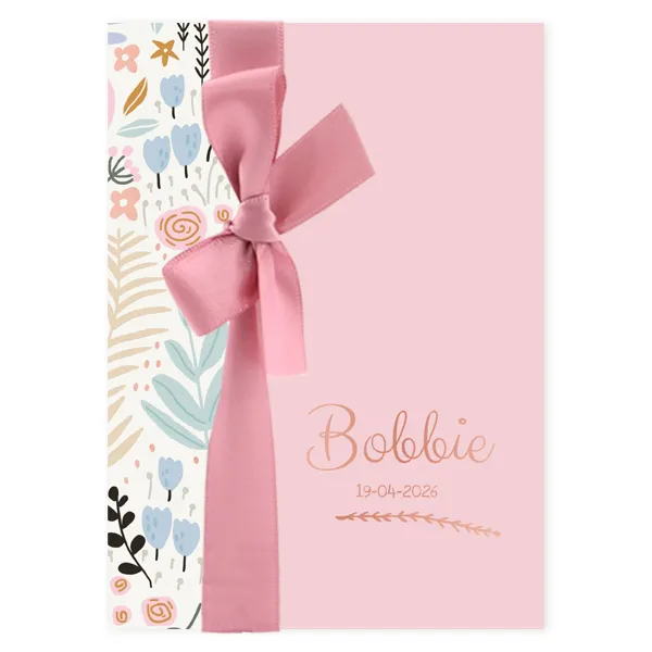 Geboortekaart enkel bloemen en blaadjes met foliedruk