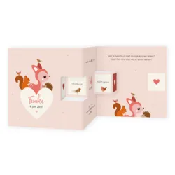 Drieluik geboortekaartje voor een meisje met groot hart en dieren hertje eekhoorn egel en vogeltjes
