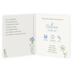 Geboortekaart bloemen in blauwtinten met label