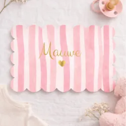 Roze geboortekaartje met golven en stansvorm