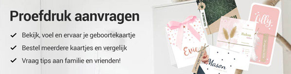 Verschillende geboortekaartjes om thuis te bekijken